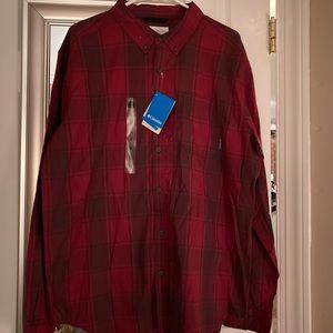 Mens XL Columbia Button Down Shirt NWT. Offers welcome
